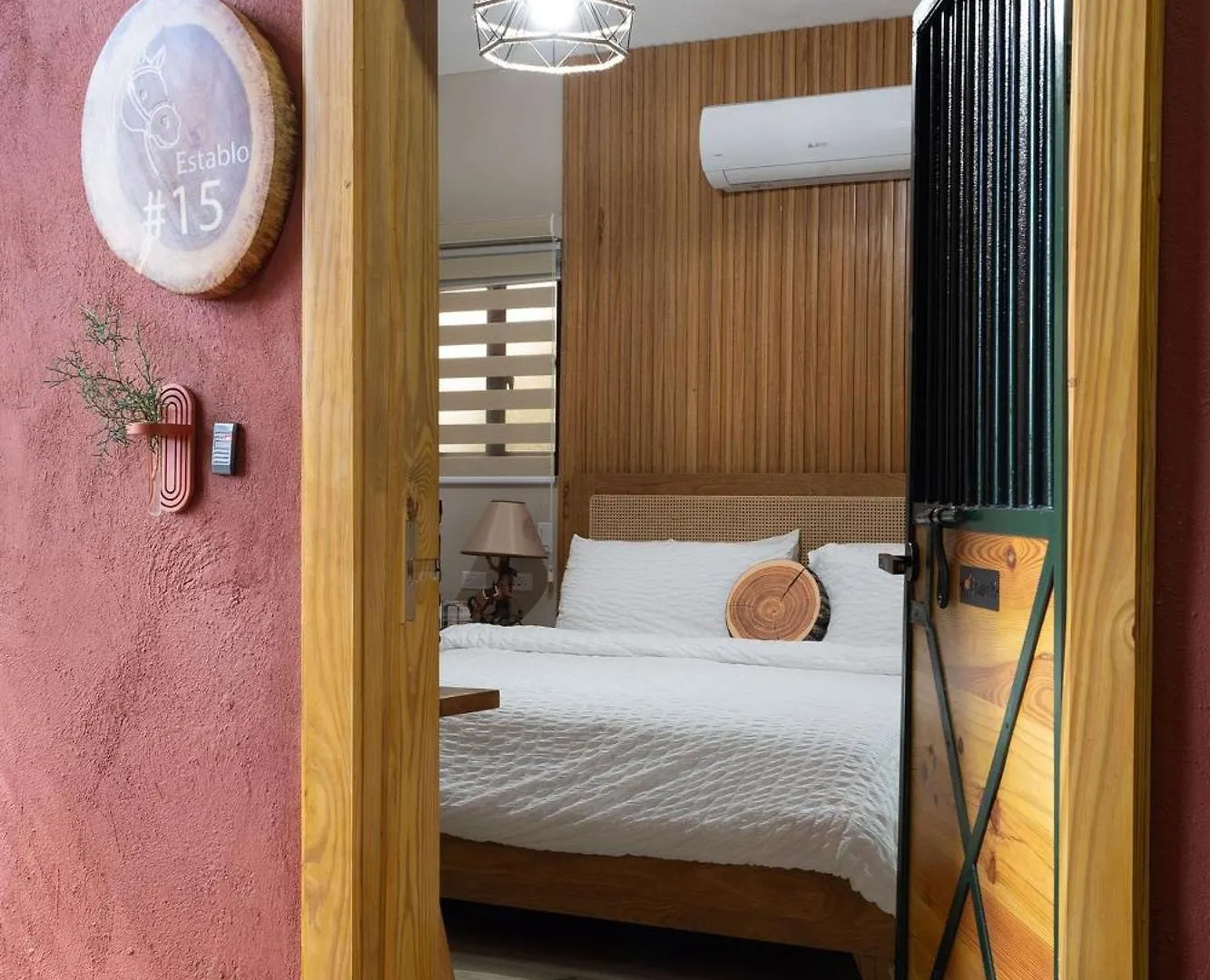 Hotel El Establo Jarabacoa